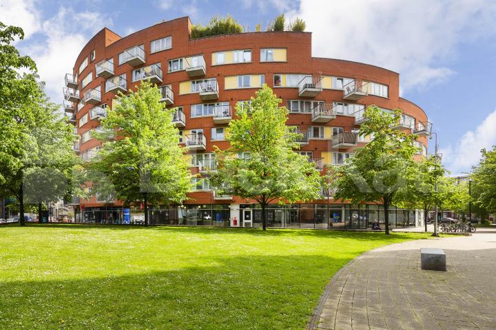 1 bedroom in private development with concierge and private balcony Eden Grove , Holloway